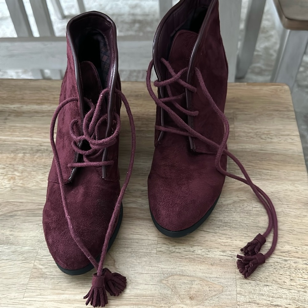Madden girl suede maroon size 7.5 bootie